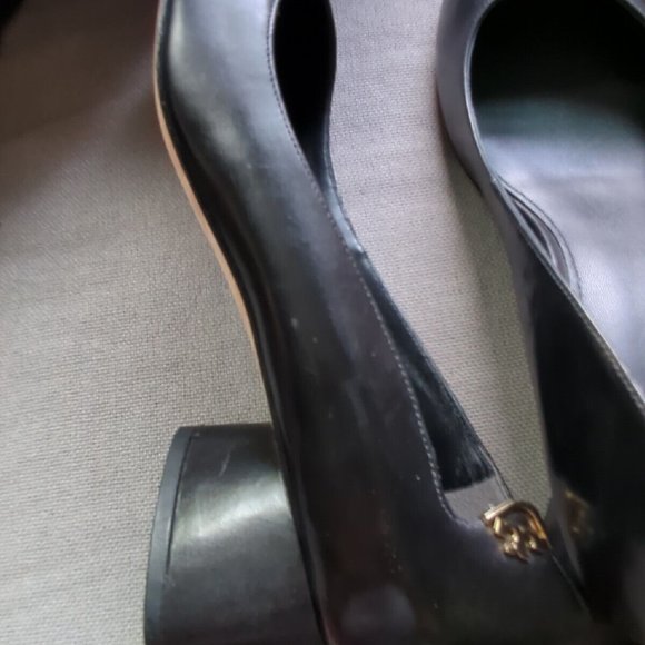 Tory Burch Elizabeth Round Toe Black 1.75" Block Heel with Ankle Details 9.5M - Picture 14 of 16